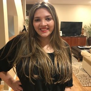 Meet your Posher, Nicole